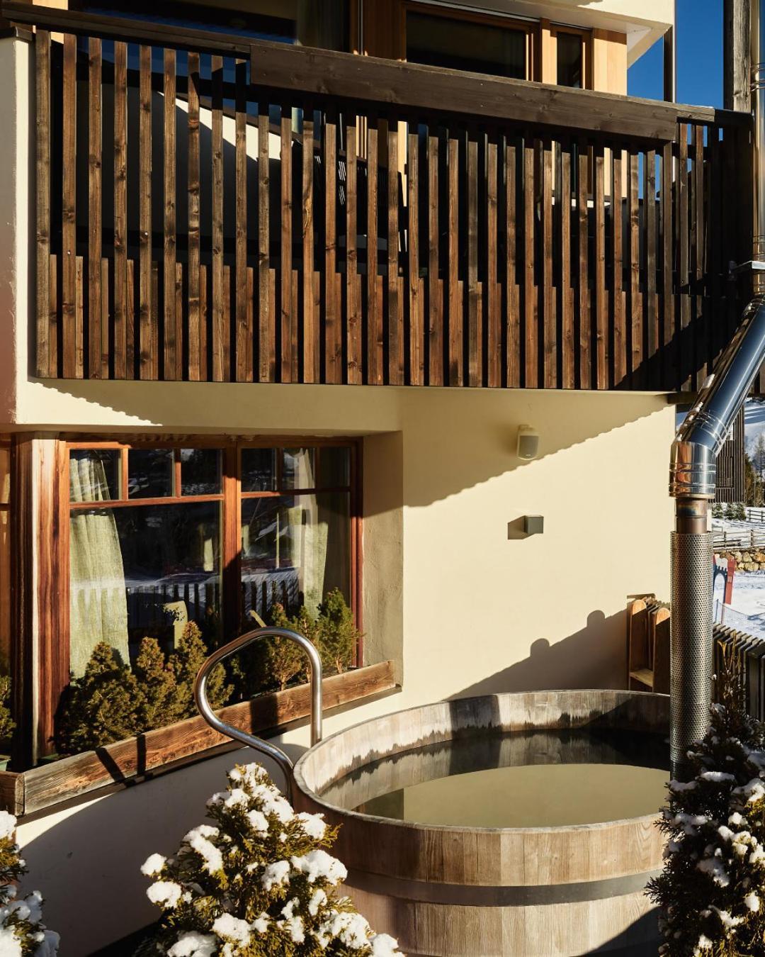 Hotel La Majun La Villa  Zewnętrze zdjęcie