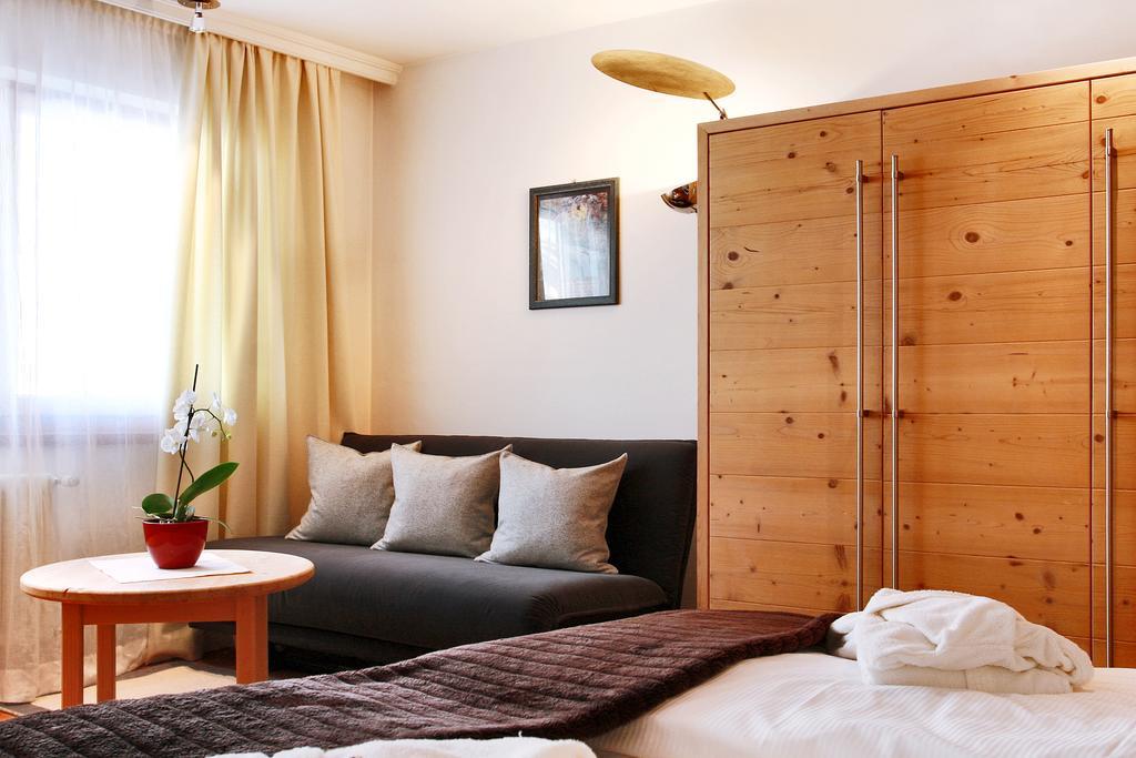 Hotel La Majun La Villa  Zewnętrze zdjęcie